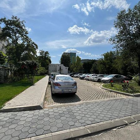 Central Garden Palace יאשי מראה חיצוני תמונה